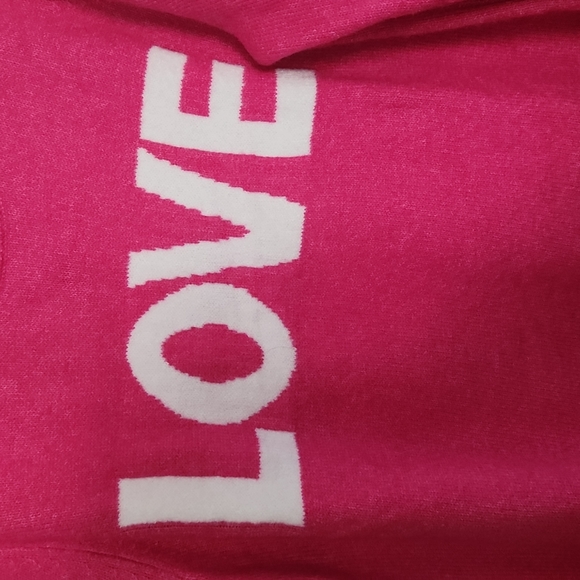 Sweater - Picture 2 of 5